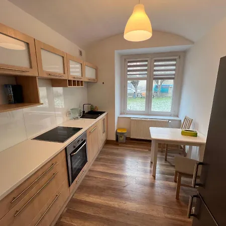 Apartament 3 Pokojowy Z Parkingiem Lejlighed Zabkowice Slaskie