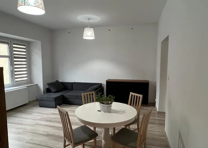 Apartament 3 Pokojowy Z Parkingiem Apartamento Zabkowice Slaskie