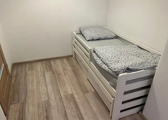 Apartament 3 Pokojowy Z Parkingiem Zabkowice Slaskie